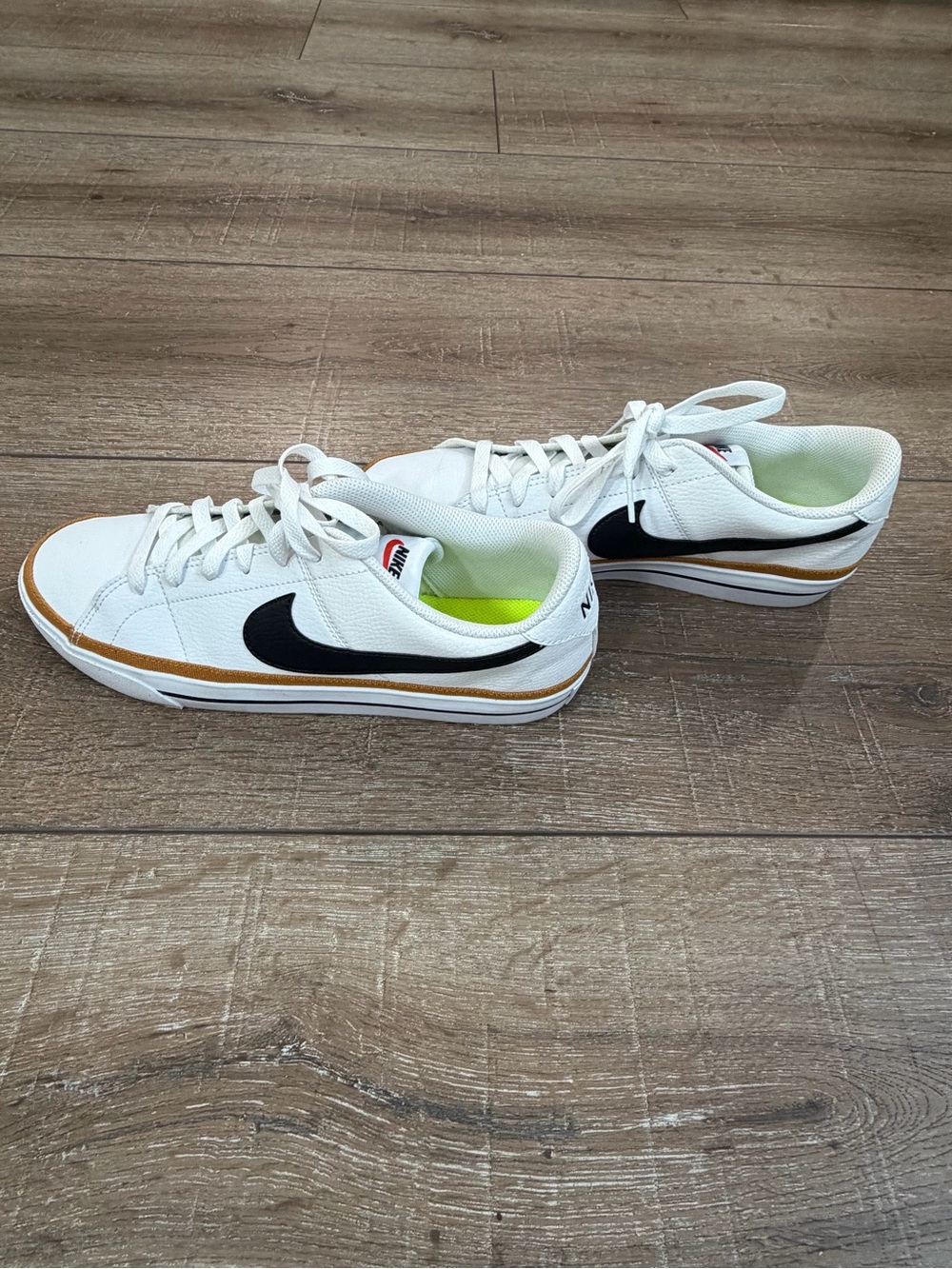 Nike Court Legacy Next Nature White Black Gum Women’s Size 11